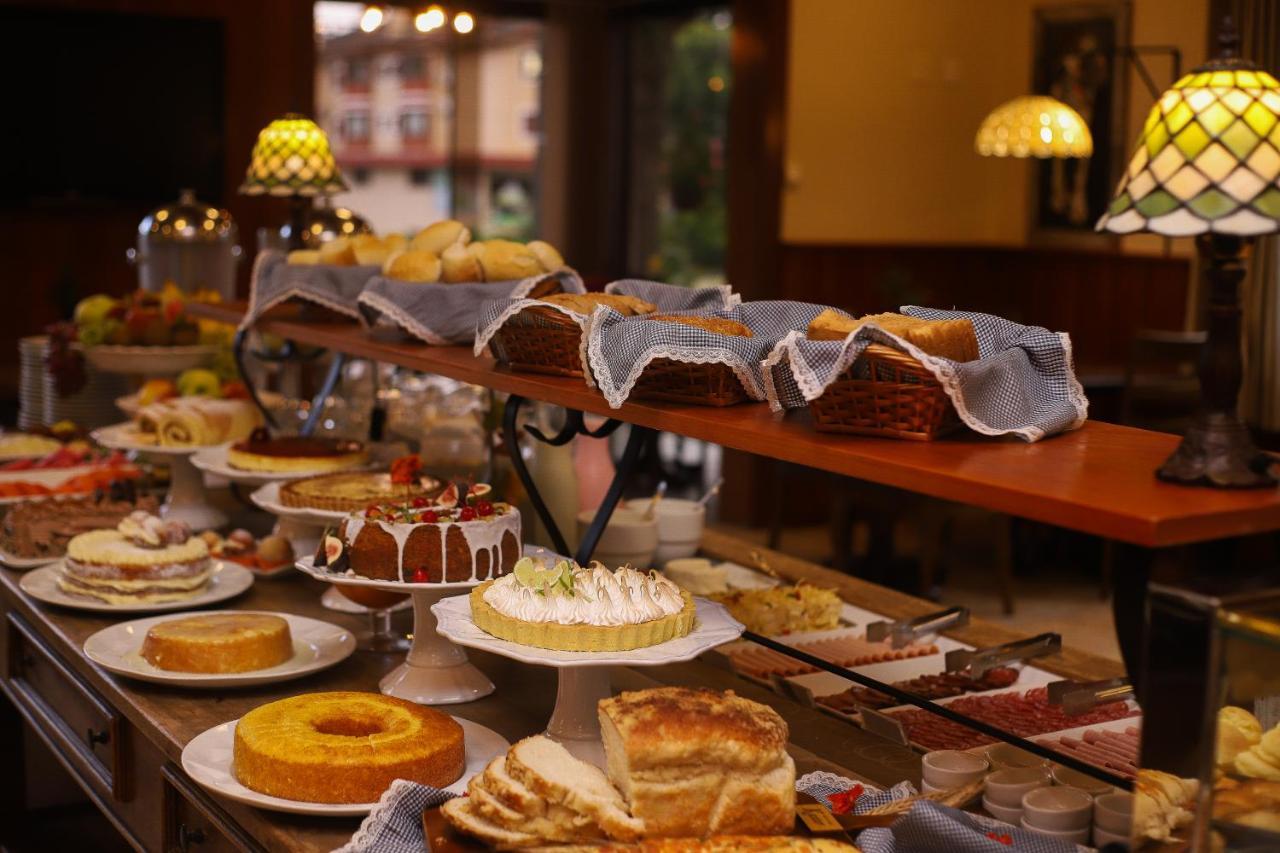 Hotel Pousada Kaster Gramado Bagian luar foto