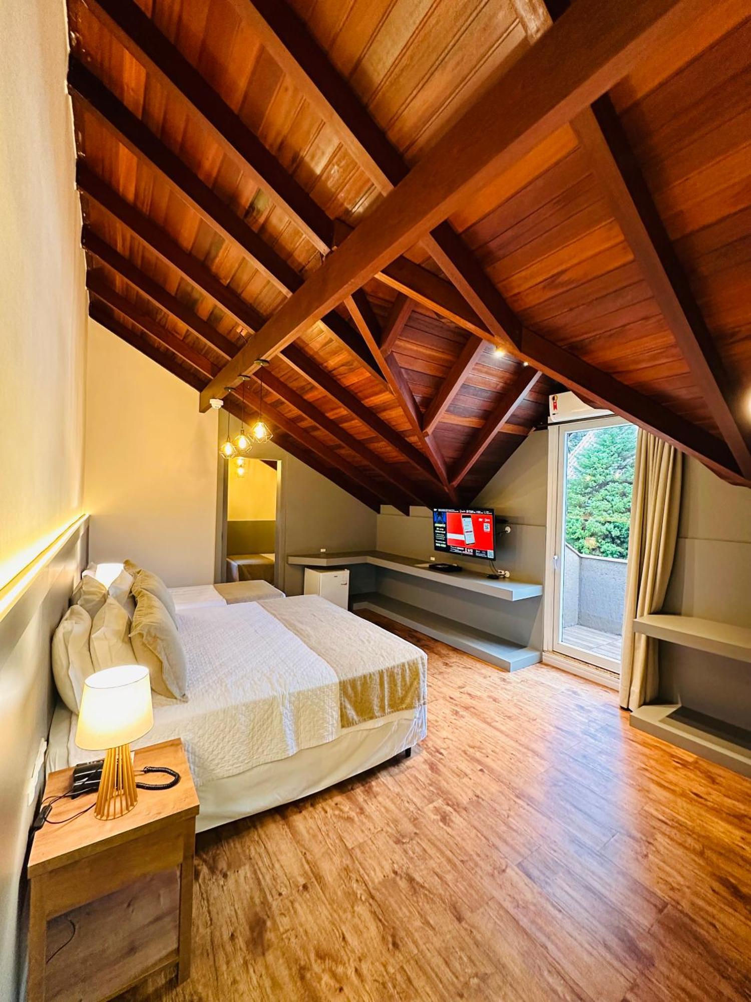 Hotel Pousada Kaster Gramado Bagian luar foto